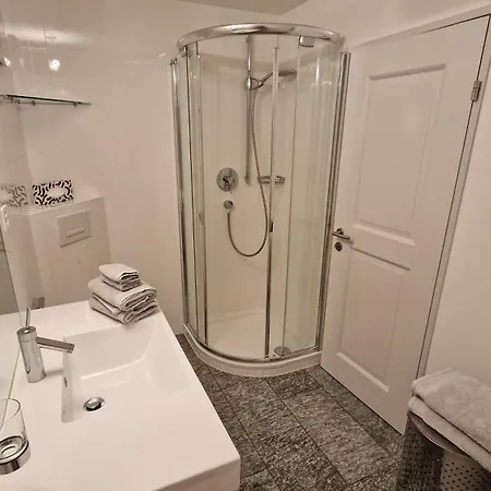 Chesa Bellaval, Haus Leivra 2-zimmerwohnung * Silvaplana