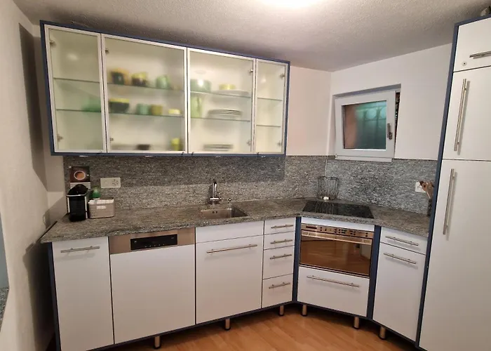 Chesa Bellaval, Haus Leivra 2-zimmerwohnung Apartman *